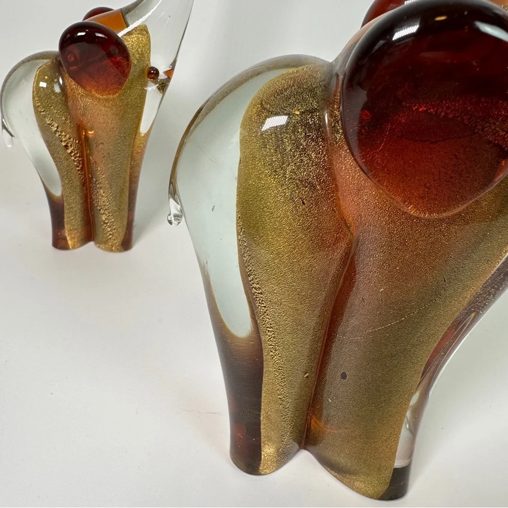 SIGNED Pair‎ of Vittorino Zane Murano Glass Elephants Gold Flecks Mama & Baby